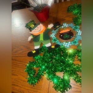 St. Patrick's Day Leprechaun  Décor Set - Green new